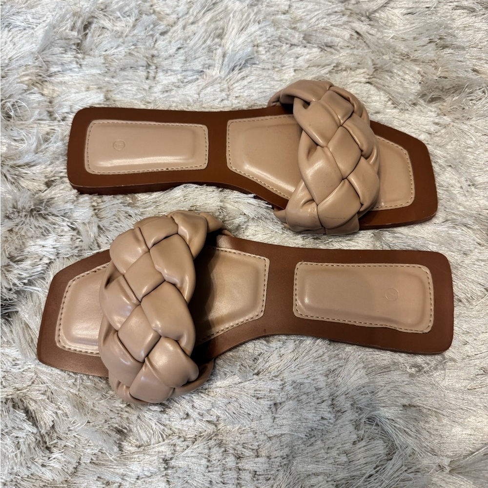 Chic Braided Tan Slide Sandals